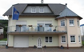 Weingut u. Gästehaus Menten